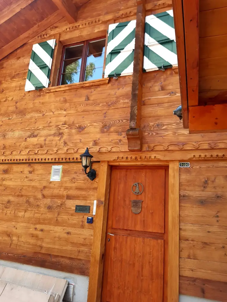 Schreinerei aus laminiertem Holz: Privates Wohnhaus, Leysin, Schweiz