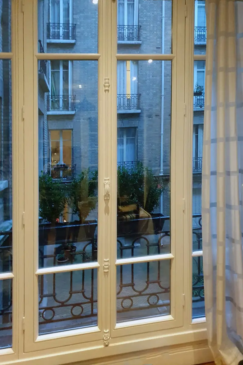 Romanian Laminated Wood Joinery LUCA in Paris. Custom Made Windows for Paris