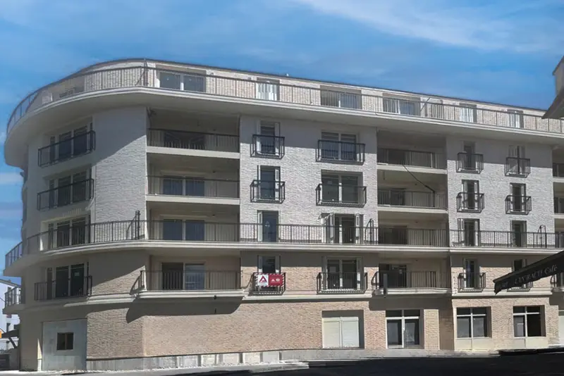 Laminated Wood Joinery: Residential Apartment Building, Aubervilliers, France
