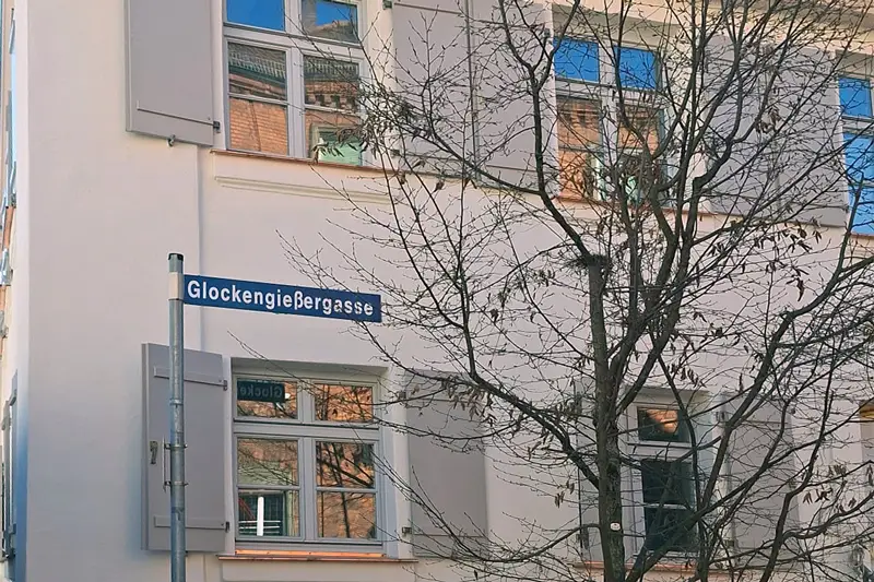 Laminated Wood Joinery: Residential apartment building, Nuremberg, Germany