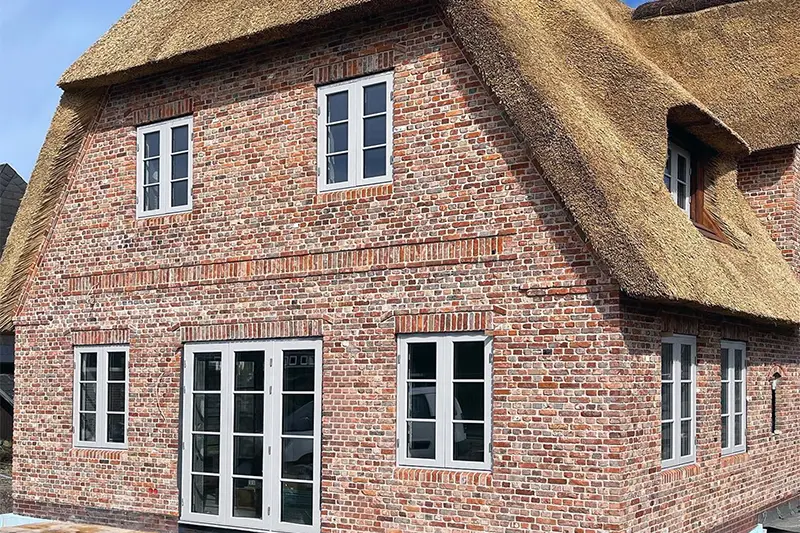 Laminated Wood Joinery: Residential project in Sylt Island, Germany