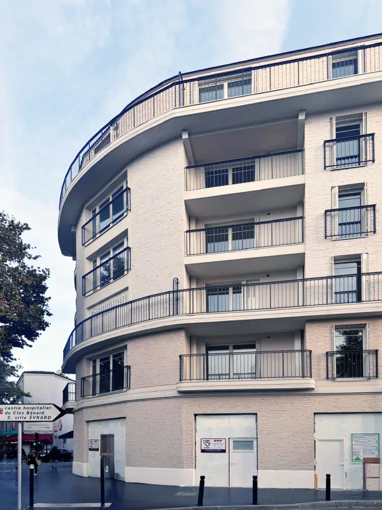 Laminated Wood Joinery: Residential Apartment Building, Aubervilliers, France