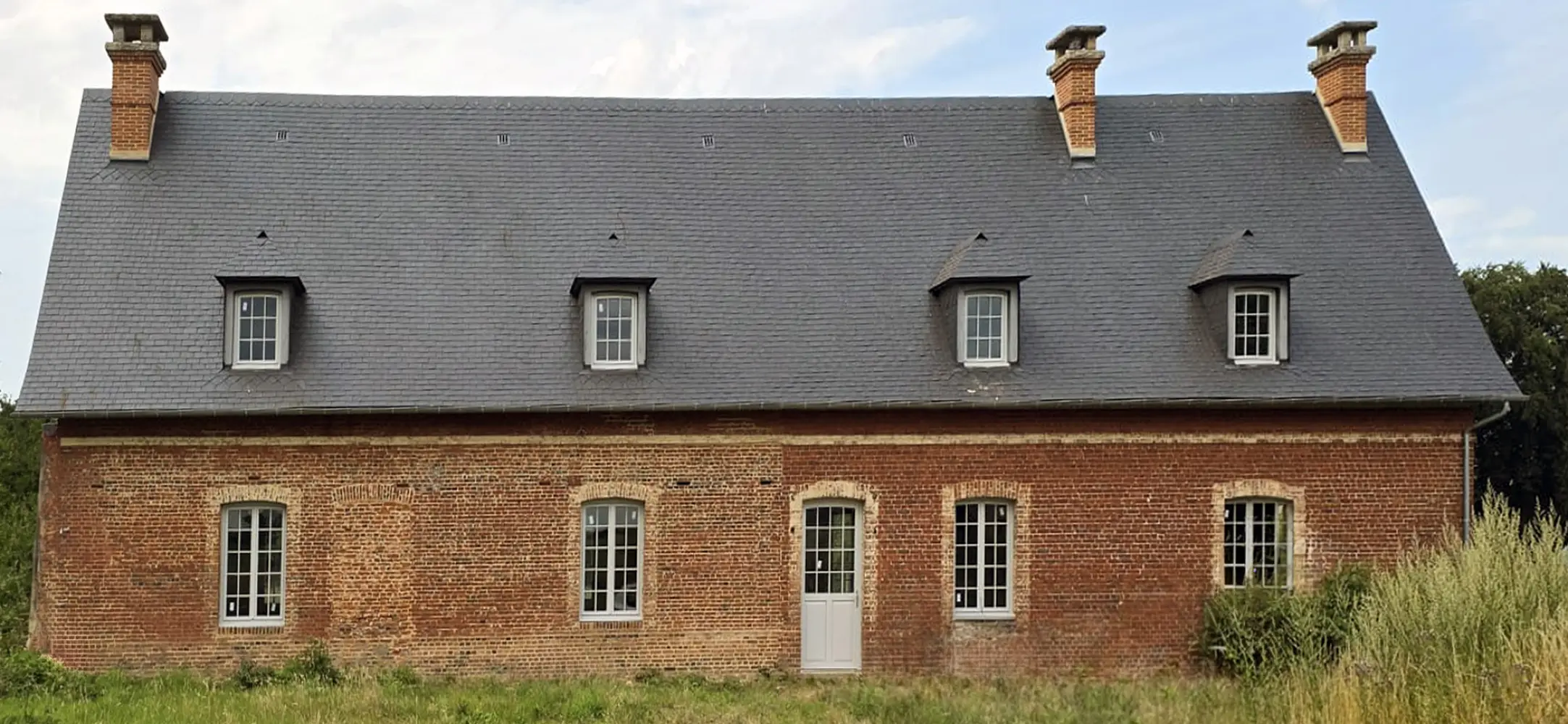 Laminated Wood Joinery: Residential project in Normandy, France