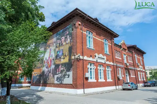 Laminated Wood Joinery: Military Technical Academy, Bucharest
