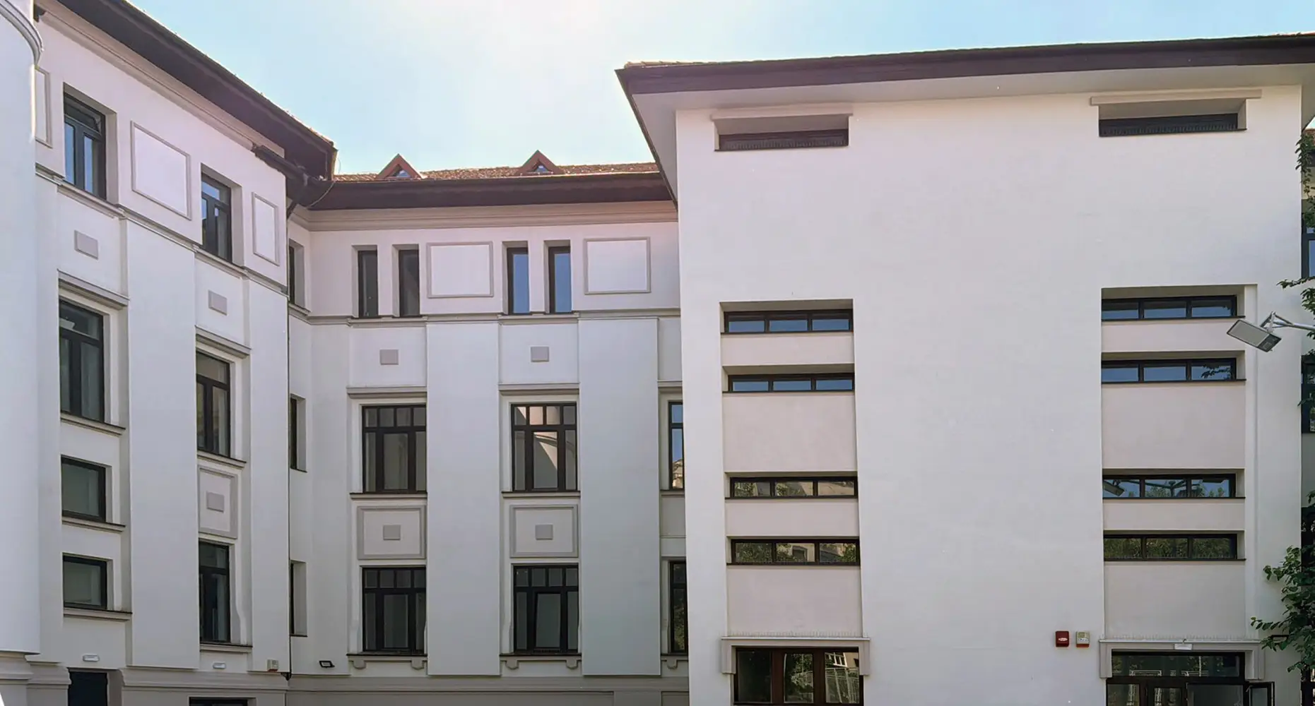Laminated Wood Joinery: Mihai Eminescu College, Bucharest, Romania